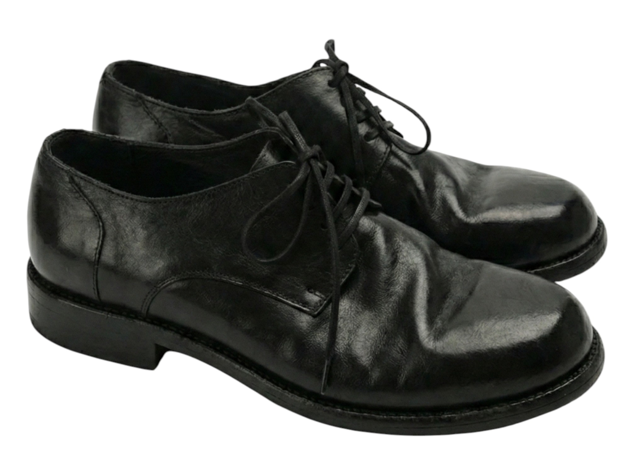 Legacy Black Derby detail 19