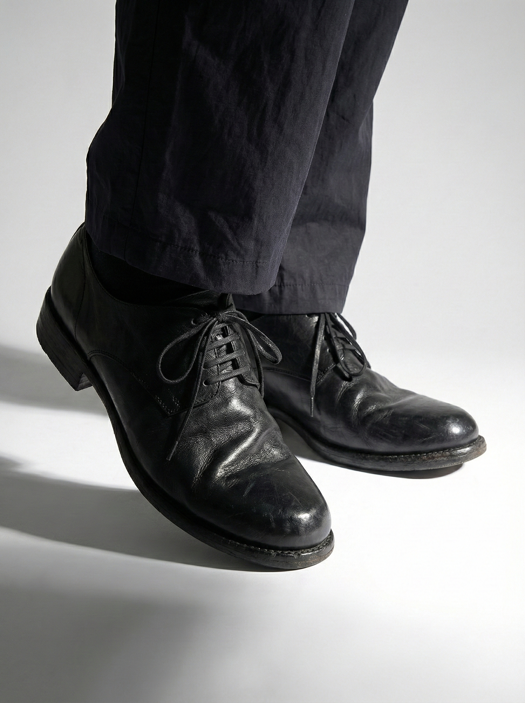 Legacy Black Derby detail 16