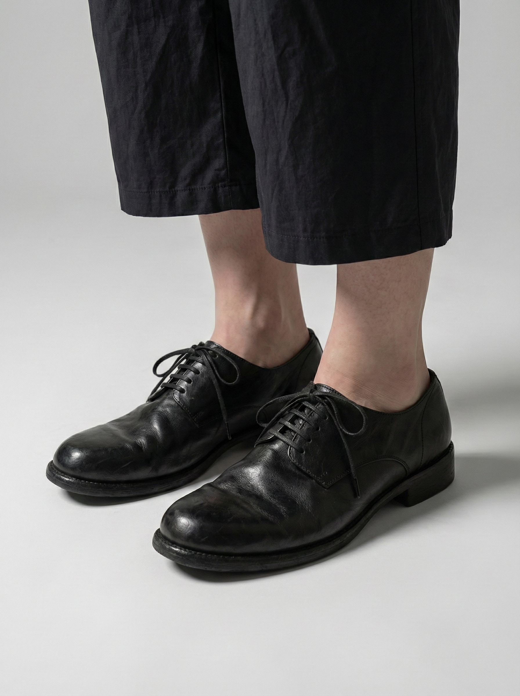 Legacy Black Derby detail 10