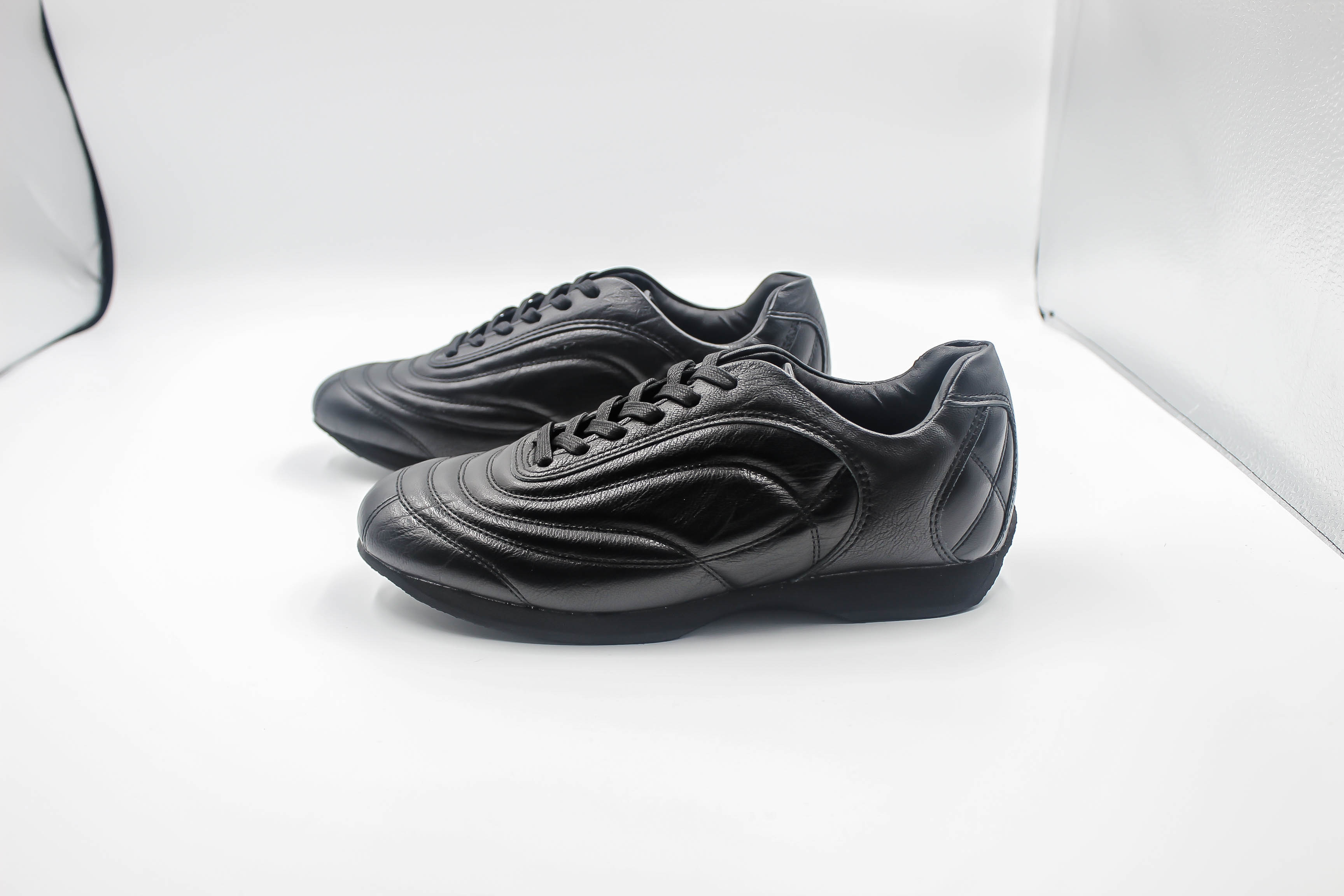 Aterre Black detail 40