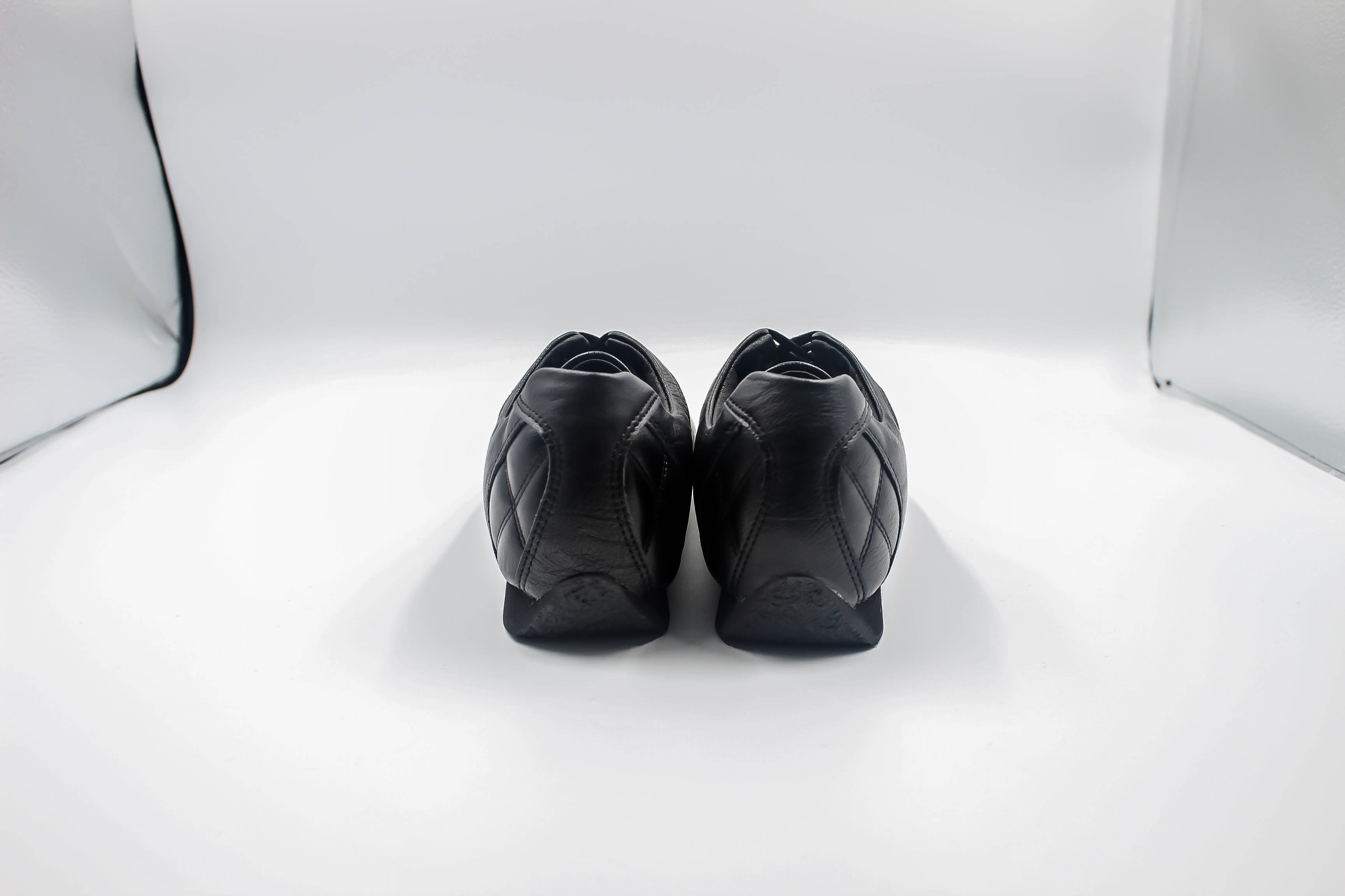 Aterre Black detail 36