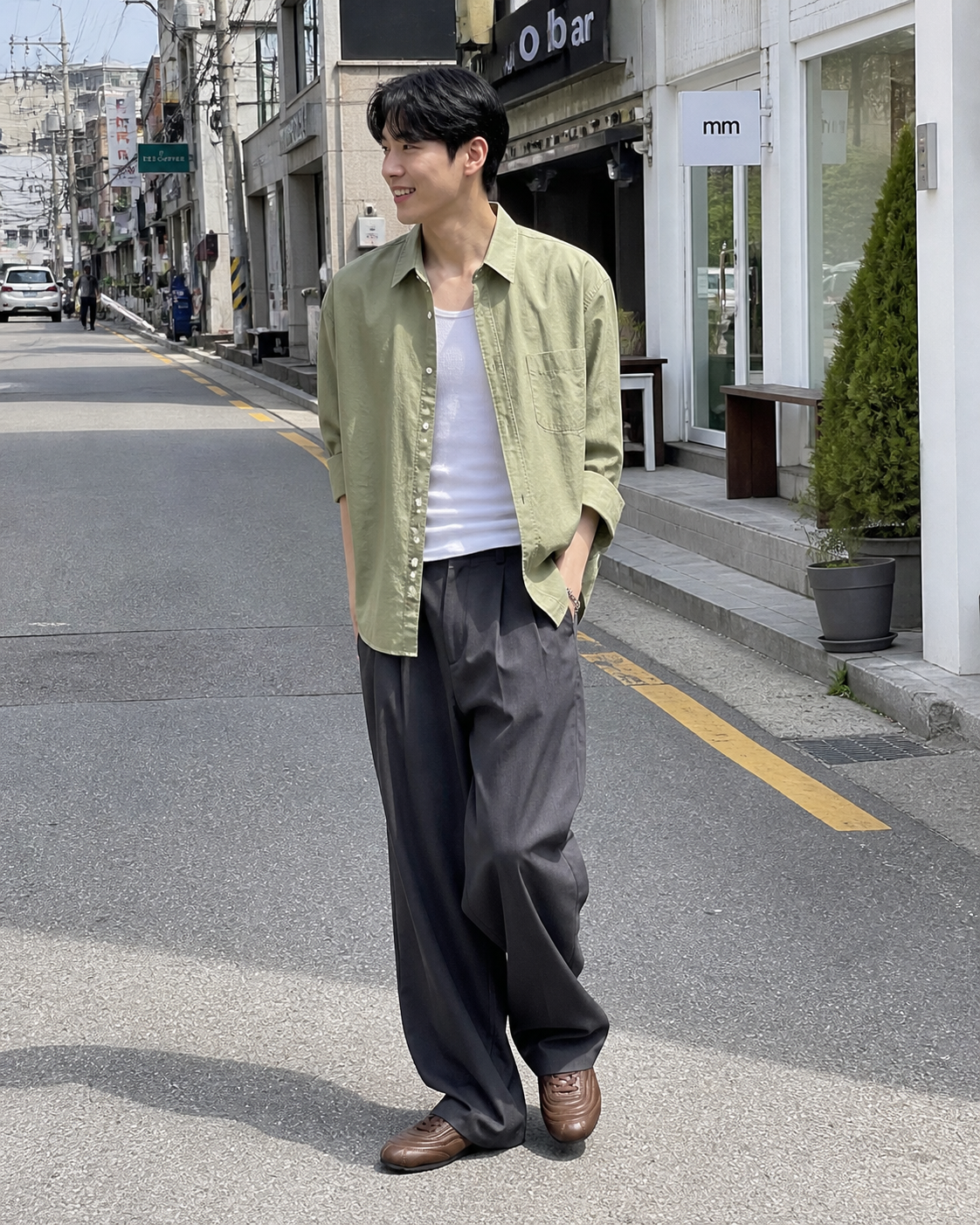 Aterre Brown detail 15