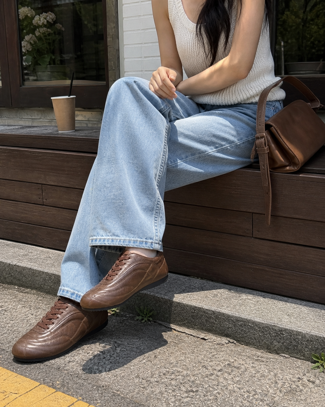 Aterre Brown detail 20
