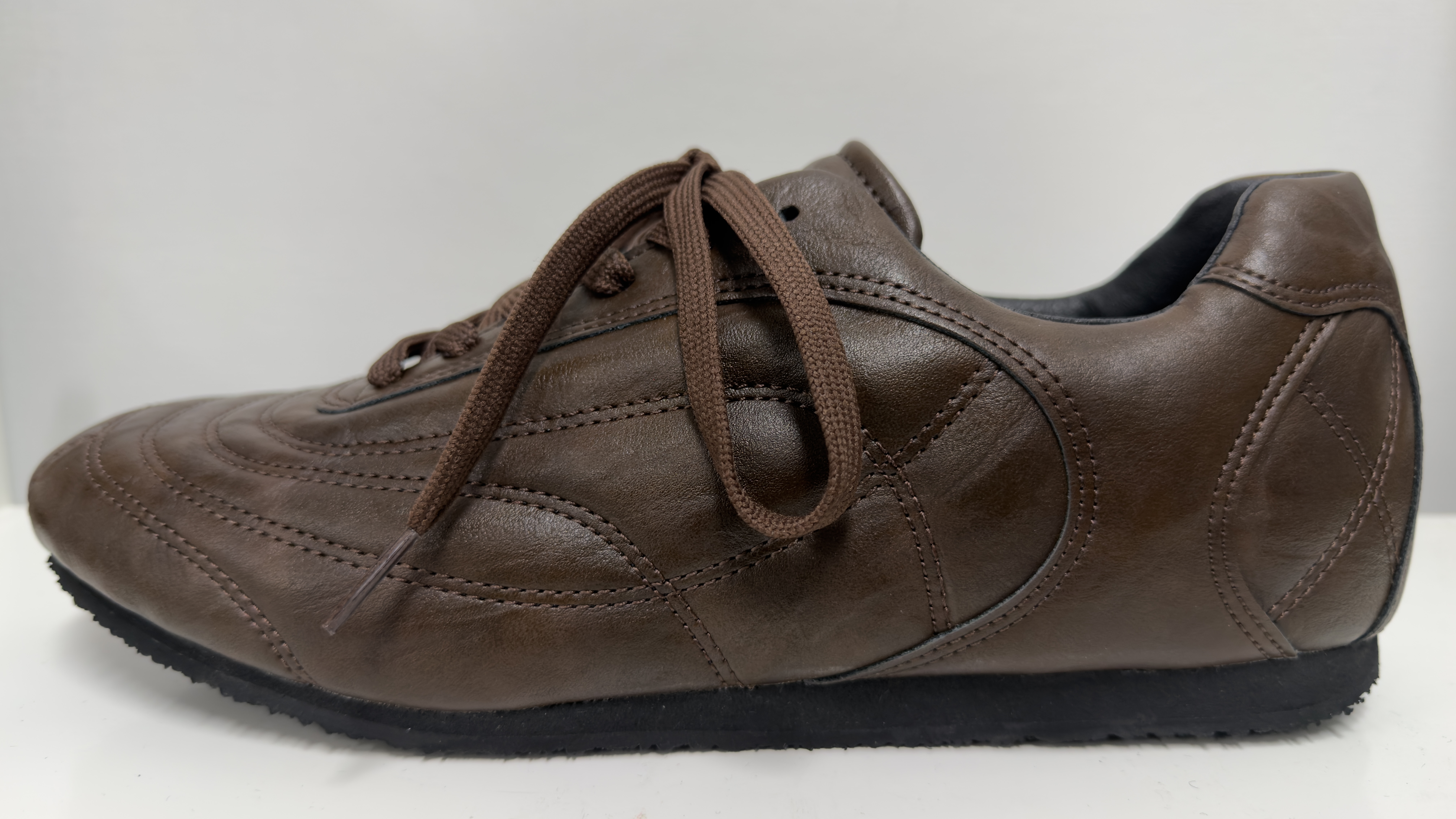 Aterre Brown detail 59