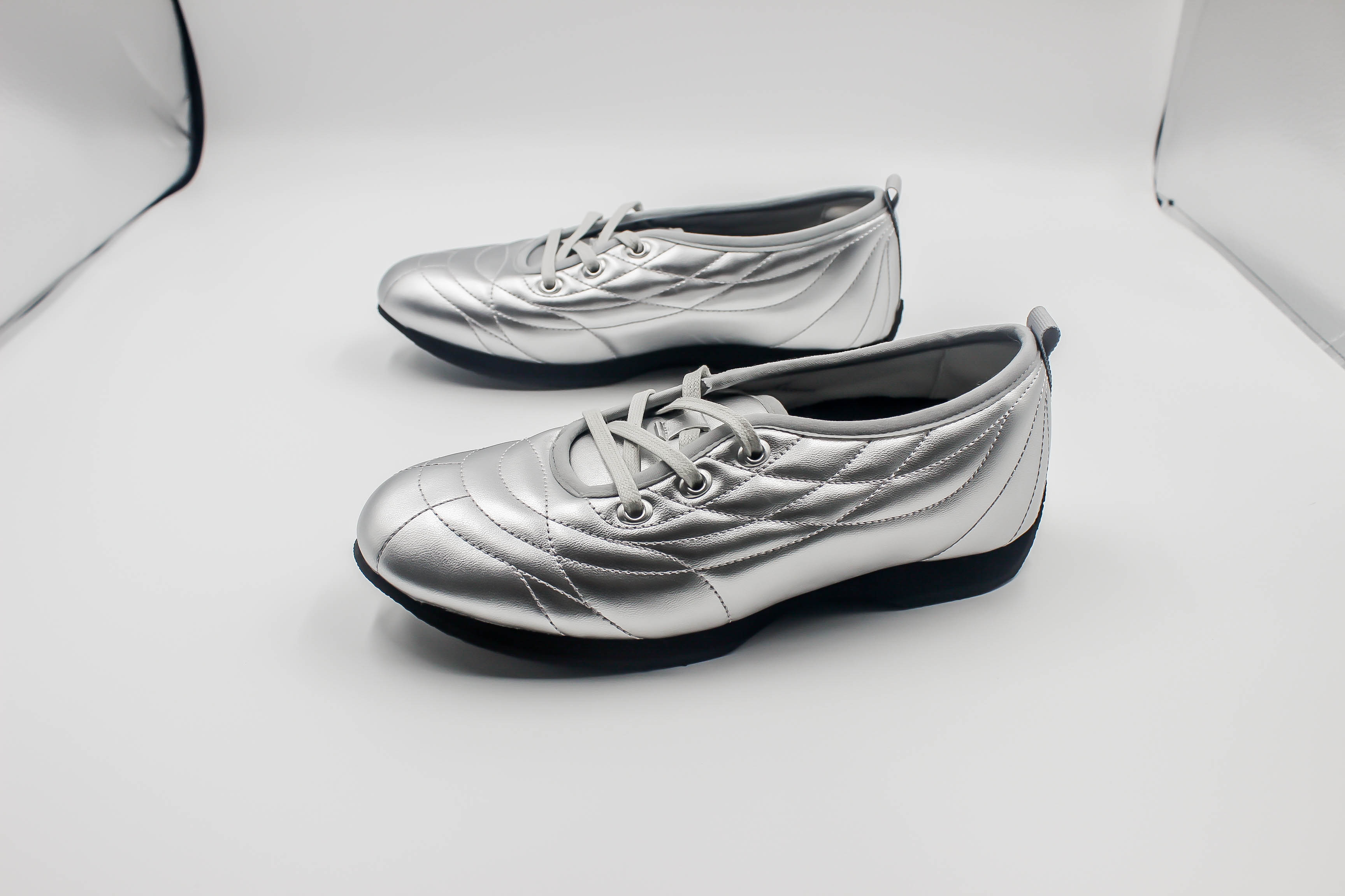 Degage Silver detail 55