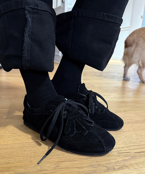 Essential Fringe Moccasin Black detail 15