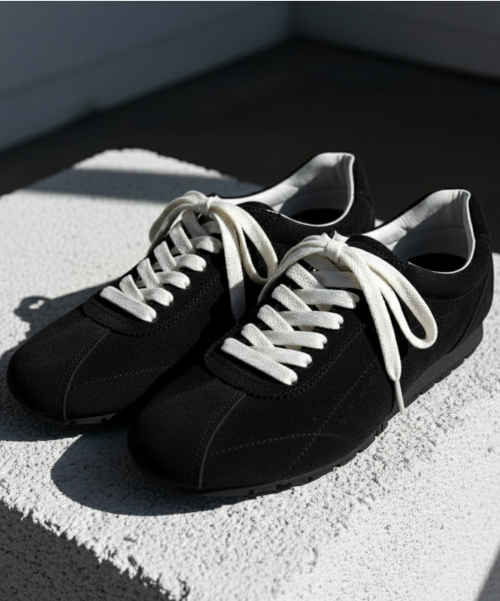 Essential Fringe Moccasin Black detail 17