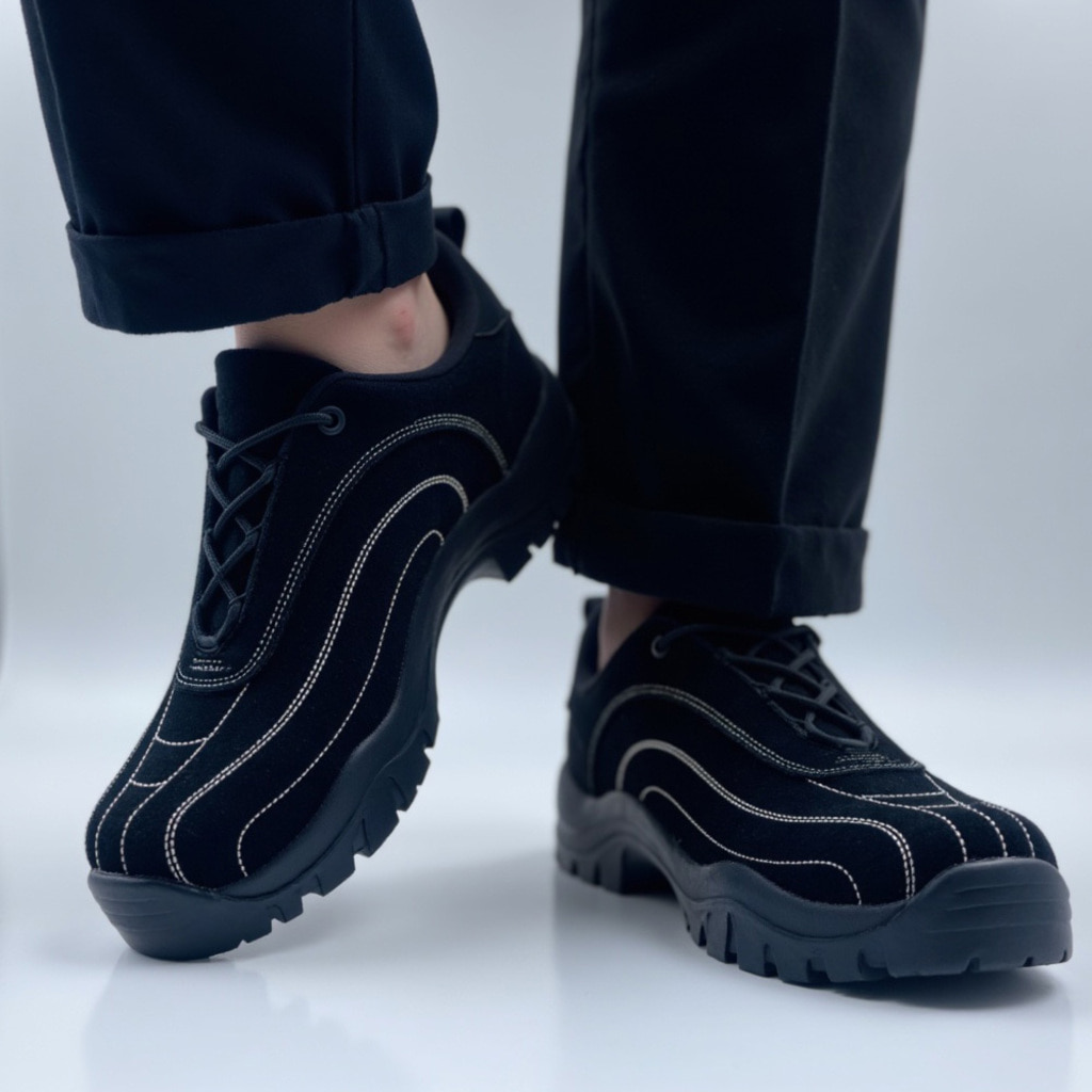 Hyper Black detail 10