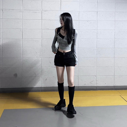 Hyper Black detail 25