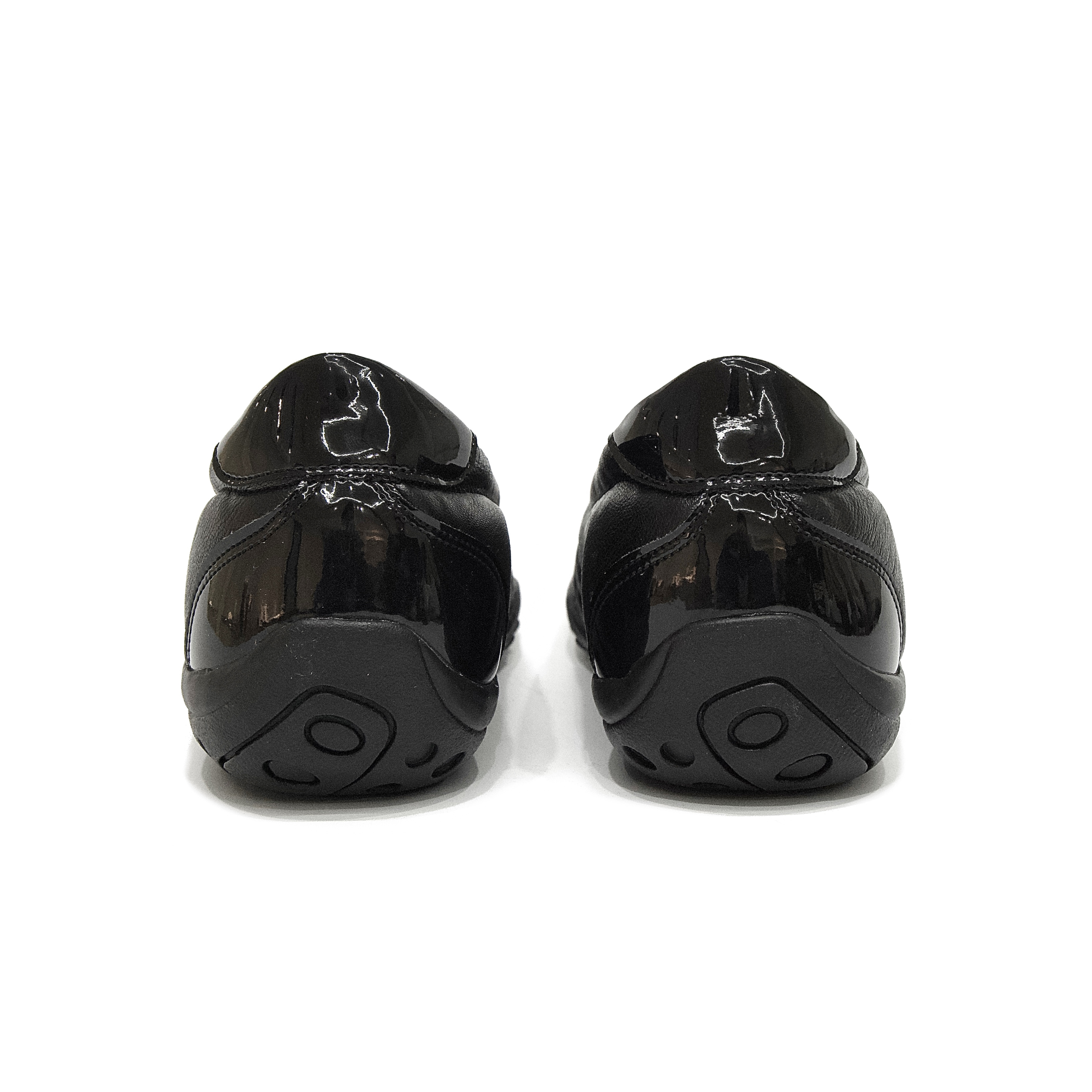 Plie Black detail 12