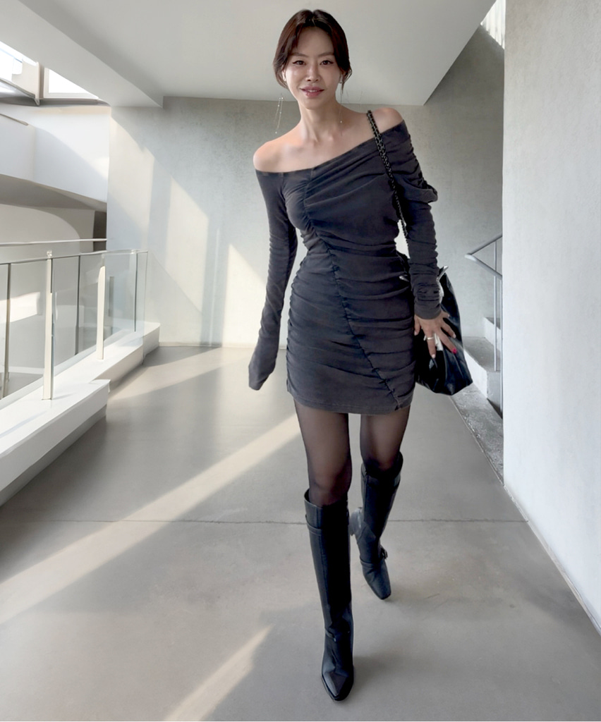 Buckled Strap Long Boots Black detail 5