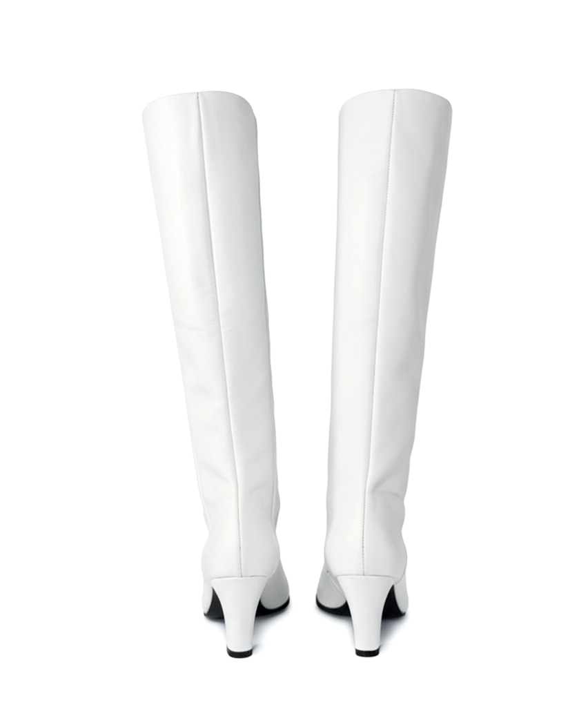 Classic Calf Boots Ivory detail 7