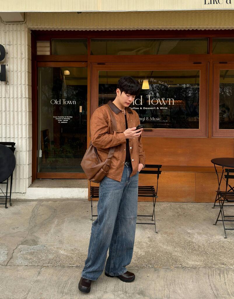 Tracker Derby Brown detail 11