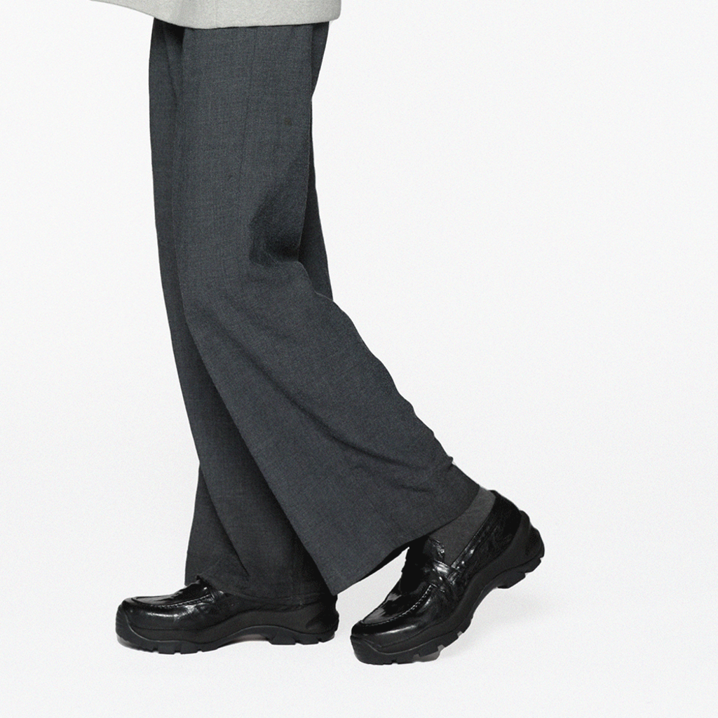 Tracker Loafers Black detail 7